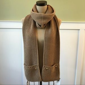 NWT Michael Kors Knit Pocket Scarf